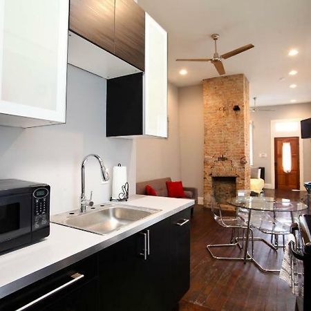 Modern Condo Blocks From Quarters New Orleans Exterior photo